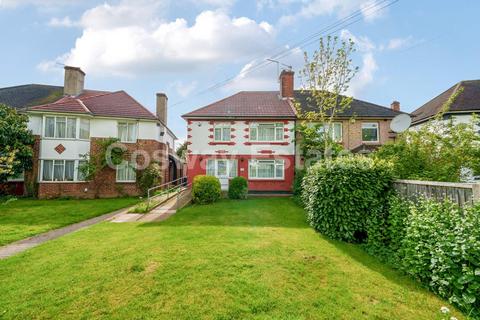 29 Milespit Hill, London, NW7 2PJ