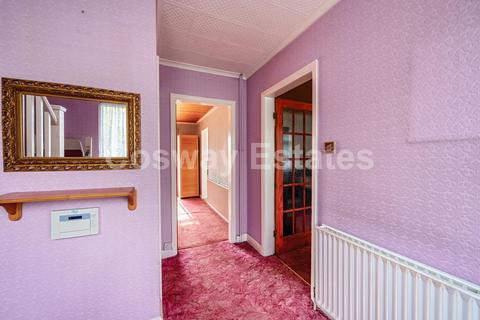 29 Milespit Hill, London, NW7 2PJ