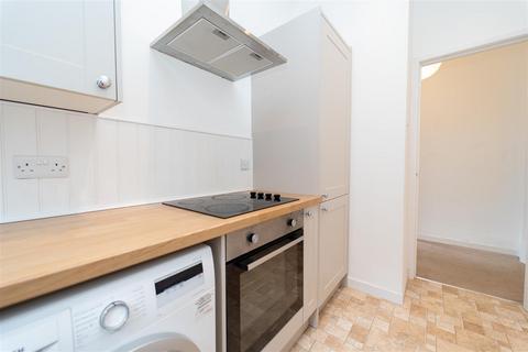 Flat 3, 3 Athol Road, Manchester, M16 8QW