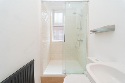 Flat 3, 3 Athol Road, Manchester, M16 8QW