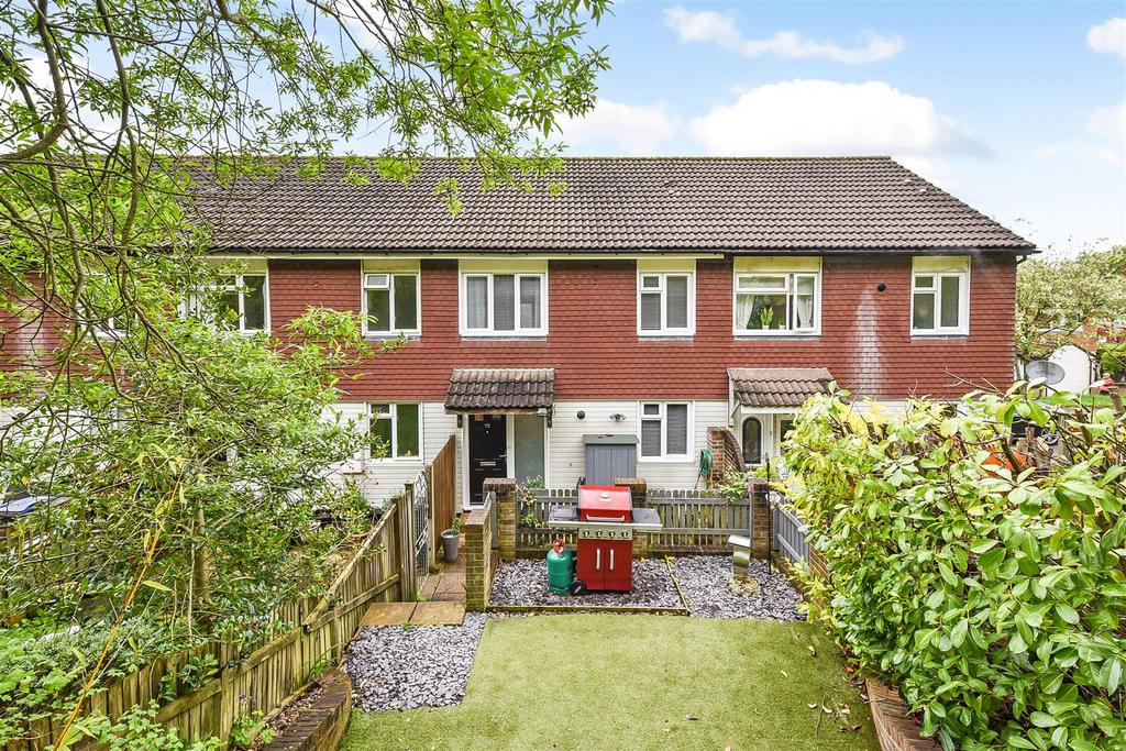 Ash Close, Tidworth 3 bed terraced house for sale £240,000