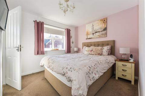 21 Alder Road, Andover, SP11 6YZ