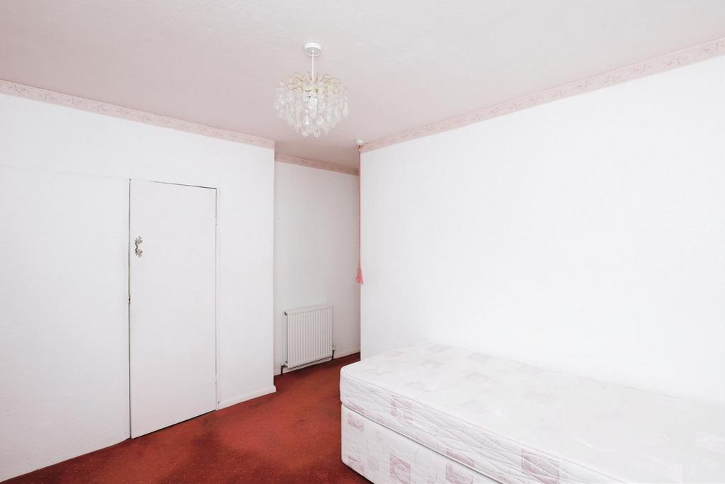 Bedroom no.1