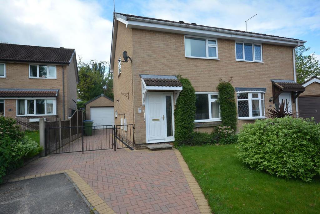 Creswick Close, Walton, Chesterfield, S40 3PX 2 bed semidetached house