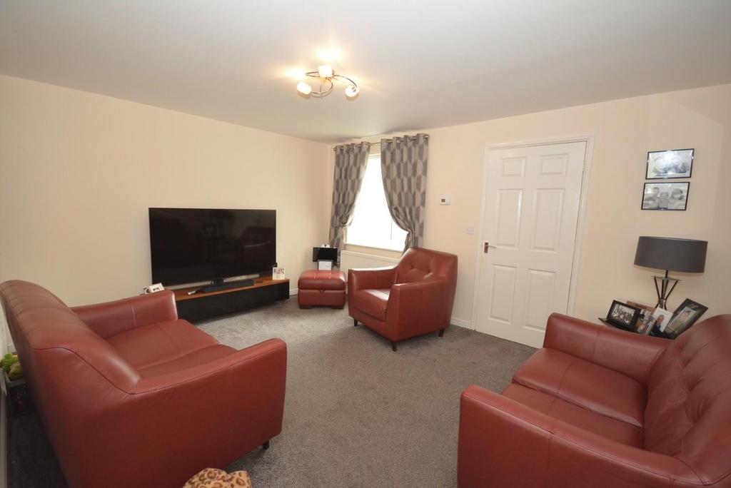 Lounge 01.jpg