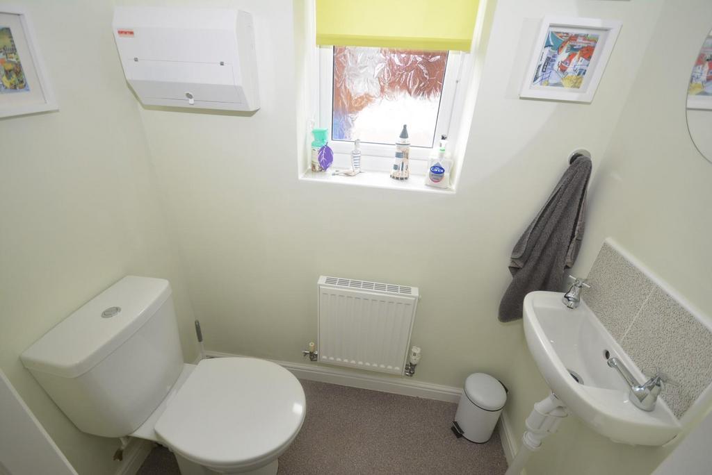 Downstairs wc.jpg