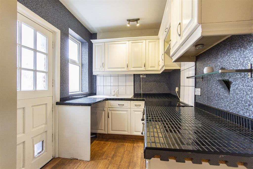 Rutland Road, Chesterfield 3 bed terraced house for sale £165,000