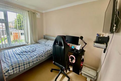 23 Forknell Avenue, Coventry, CV2 3EN