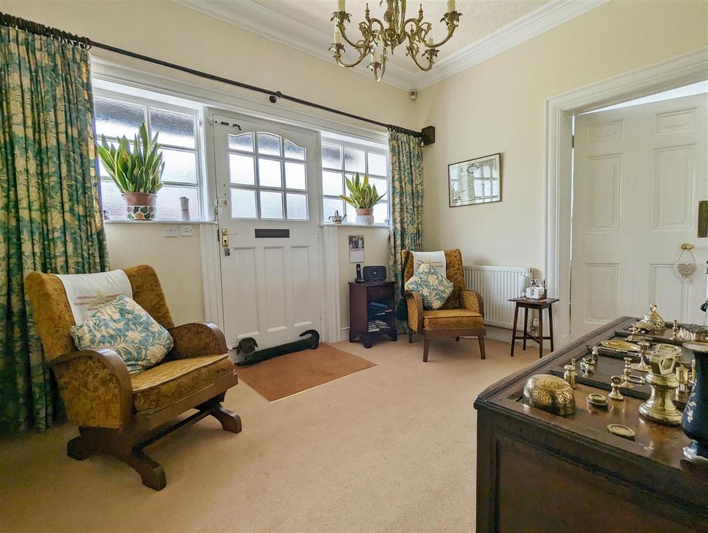 Fairhaven Road, Lytham St Annes 4 bed detached house for sale £625,000