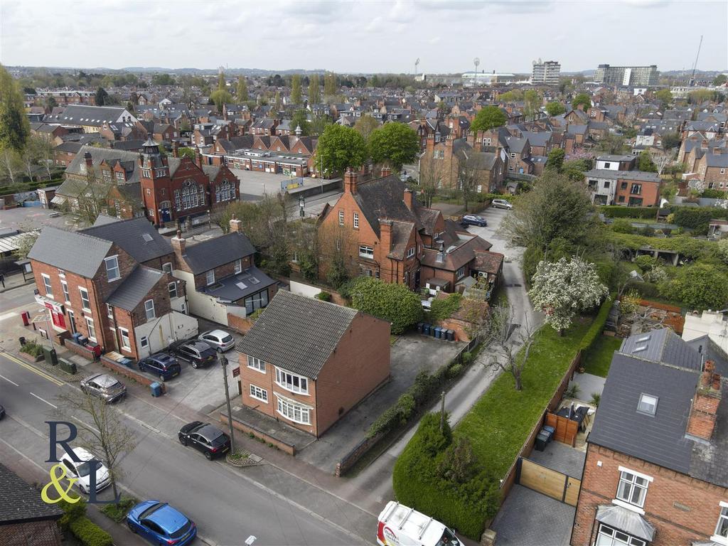 Lady Bay Road, West Bridgford, Nottingham 2 bed £189,950