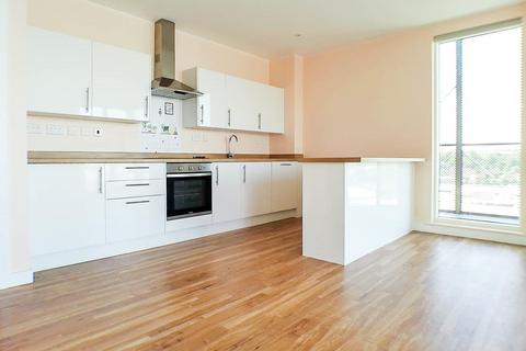 2 bedroom apartment for sale, South House, Gillingham Gate Road, Chatham Waters