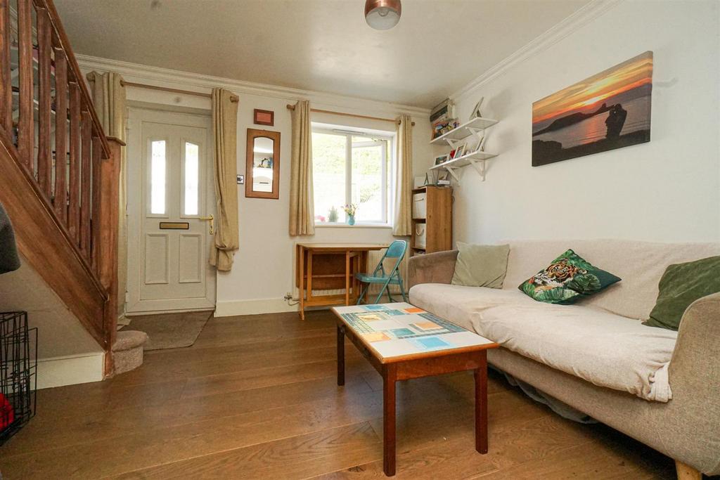 Sovereign Mews, Caves Road, St. LeonardsOnSea 2 bed terraced house
