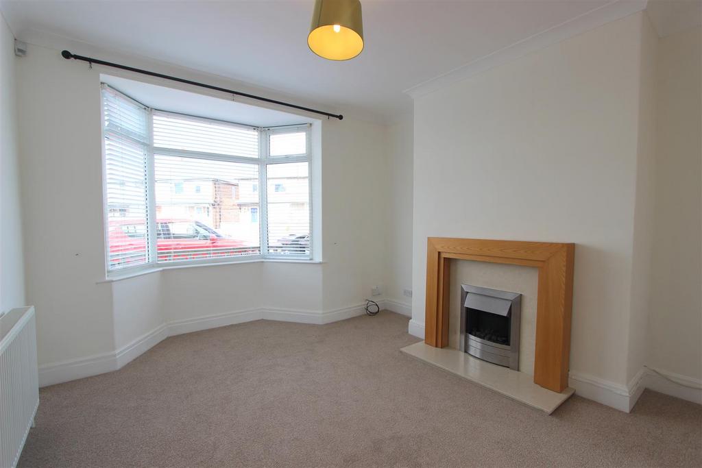 Bowman Street, Darlington 3 bed terraced house £650 pcm (£150 pw)