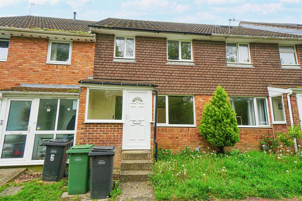 Dell Close, St. LeonardsOnSea 3 bed terraced house for sale £250,000