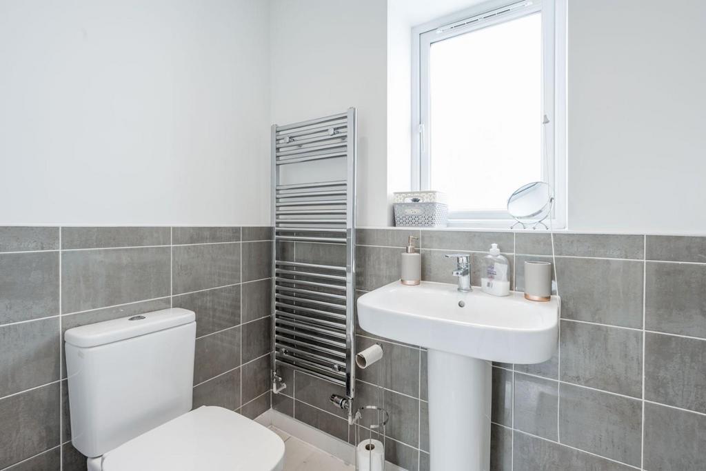 Master En-Suite