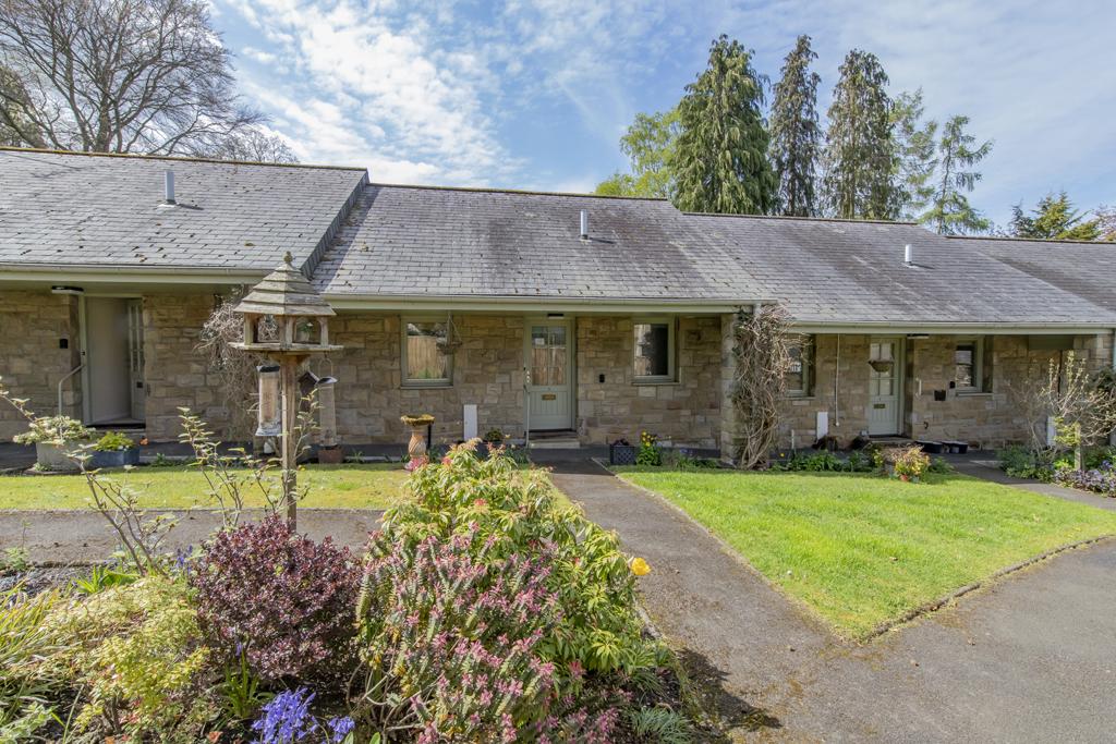 Elvaston Road, Hexham NE46 1 bed bungalow £795 pcm (£183 pw)