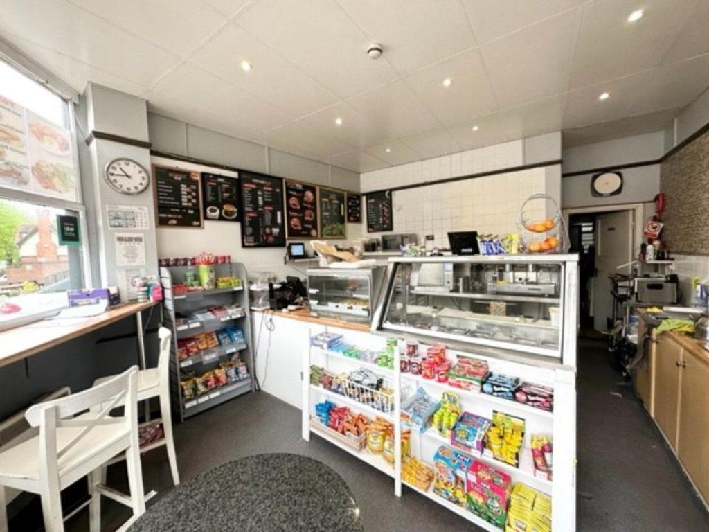 Leasehold Sandwich Bar Takeaway... Takeaway £19,000