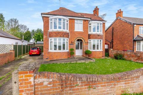 3 bedroom detached house for sale, Baronscroft, Barrow Road, New Holland, Barrow-Upon-Humber, Lincolnshire