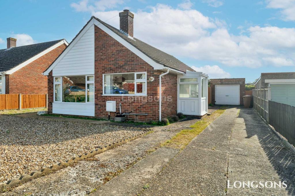 Southlands, Swaffham 3 bed detached bungalow for sale £260,000