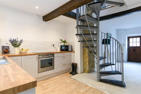 2 bedroom terraced house for sale - London Road, Tetbury