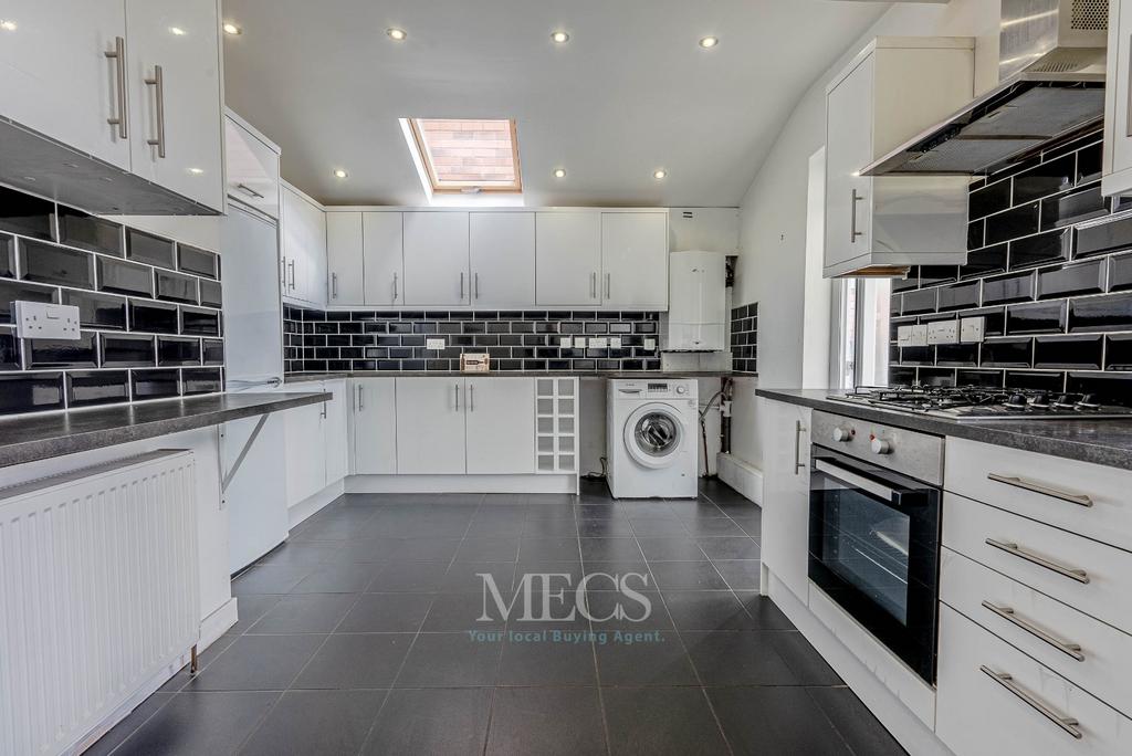 Norman Avenue, Harborne, B32 2EX 3 bed semidetached house £1,495 pcm