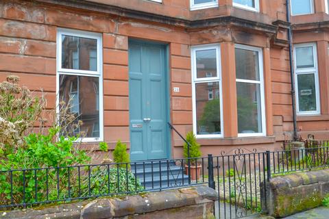 2 bedroom flat to rent, 28 Westclyffe Street, Shawlands, Glasgow, G41 2EE