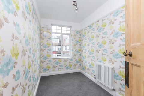 3 bedroom maisonette for sale, Lower Addiscombe Road, Croydon, CR0