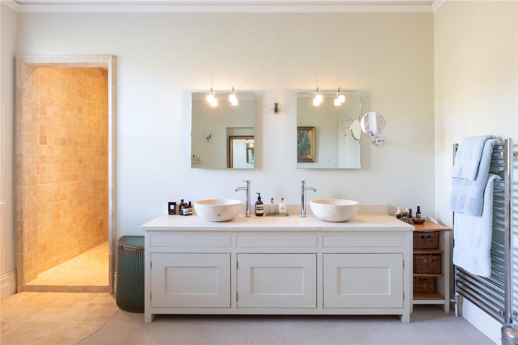 Ensuite Bathroom