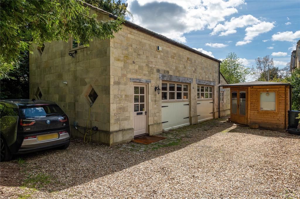 Coach House
