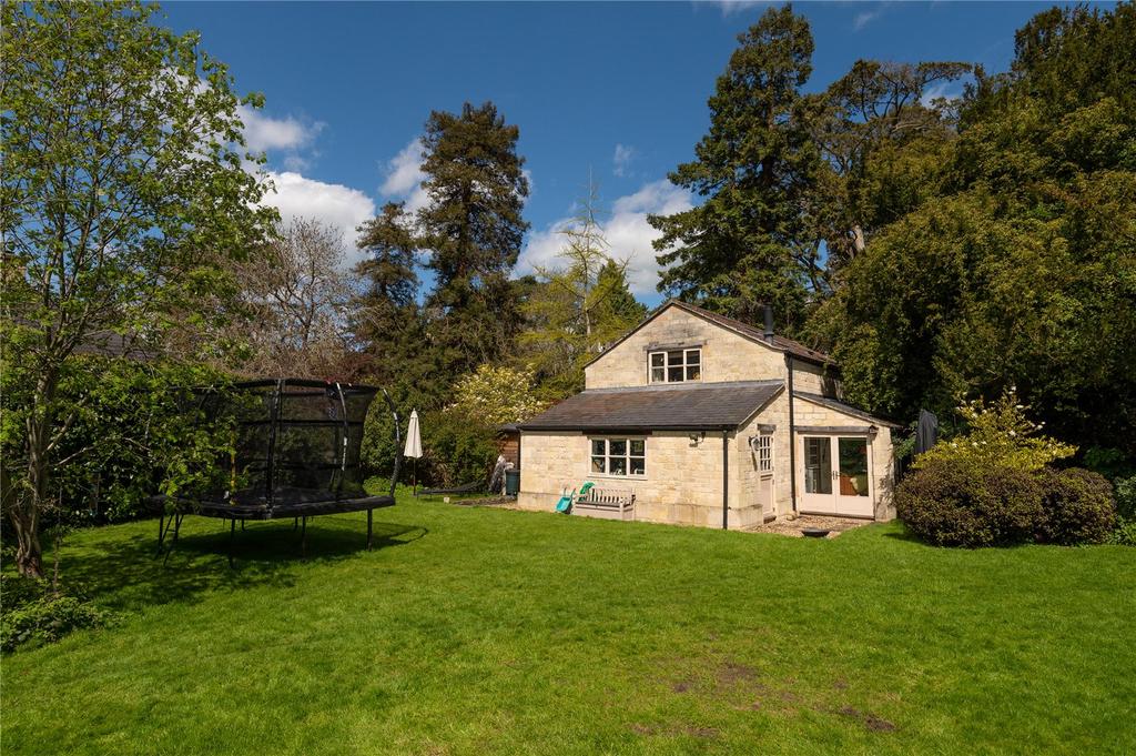 Coach House