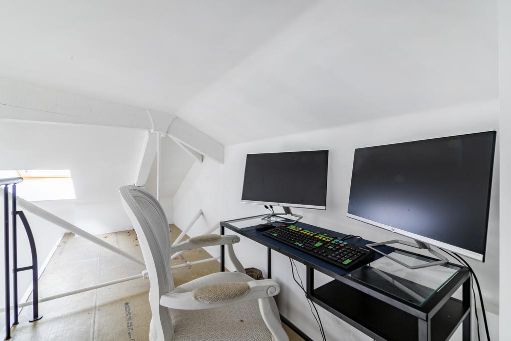 Study/office