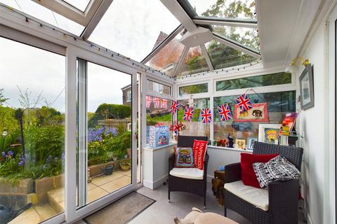 3 Acre Place, Stroud, GL5 4BE