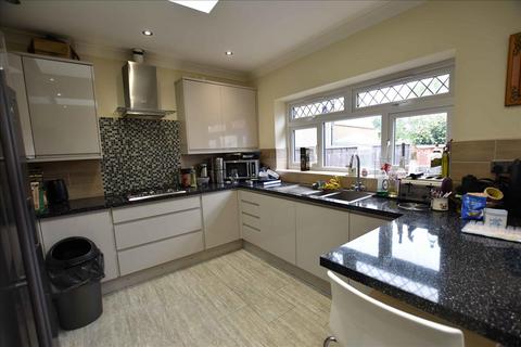 3 bedroom semi-detached house for sale, Percival Road, Feltham, Middlesex, TW13
