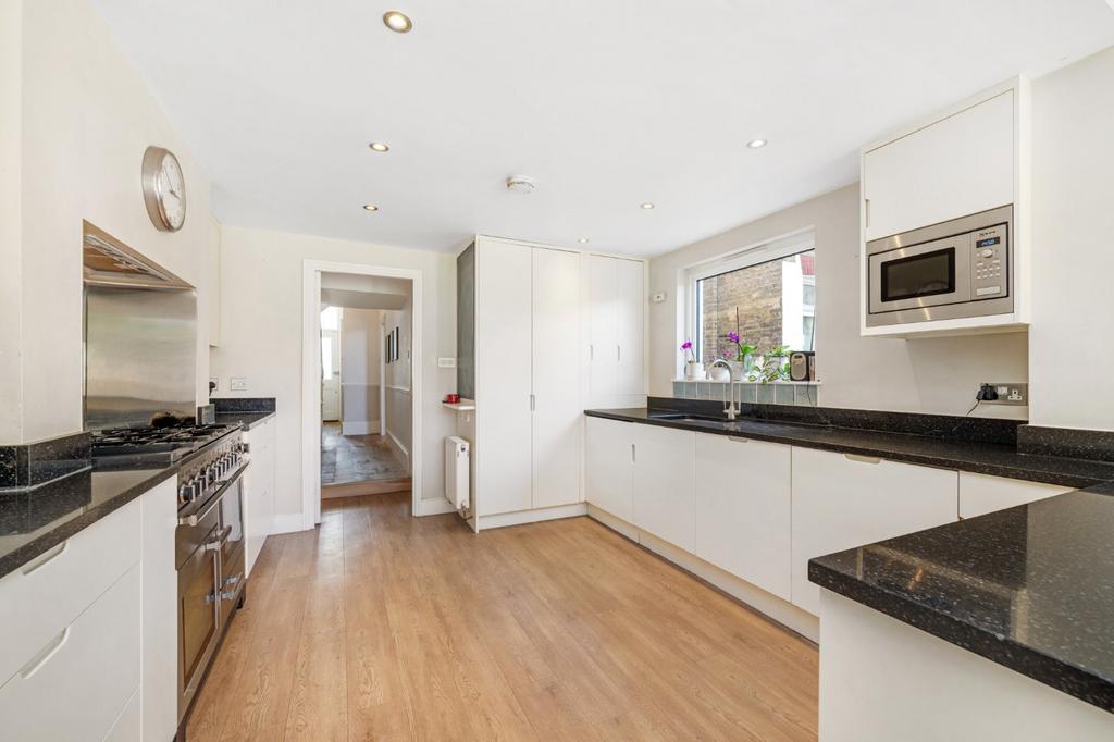 Kitchen Part Two