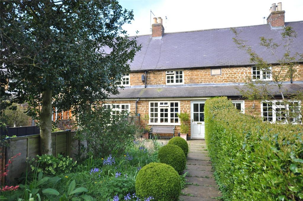 Main Street, Pickwell, Melton Mowbray 2 bed terraced house for sale £