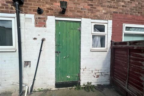 2 bedroom terraced house to rent, Medina Road, HU8, Hull, HU8