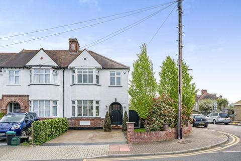 32 Rose Walk, West Wickham, BR4 0SD