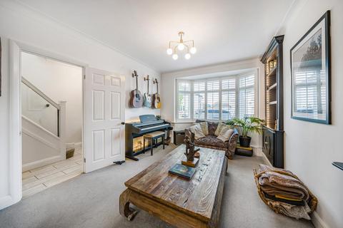 32 Rose Walk, West Wickham, BR4 0SD