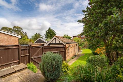 33 Clarendon Road, London, W5 1AA