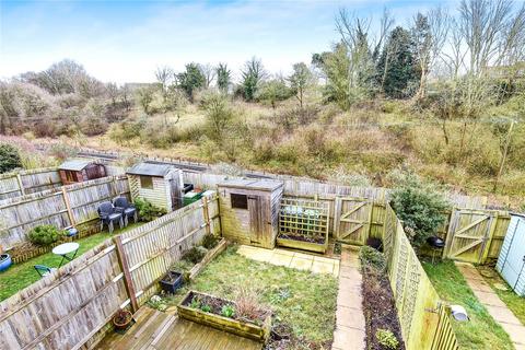 17 Harwood Close, Codmore Hill, Pulborough, RH20 1FL