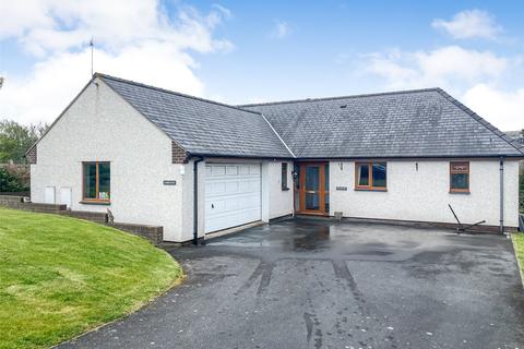 2 Garreg Lwyd, Tywyn, LL36 9HE