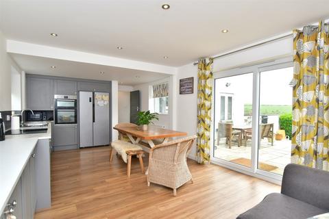 5 bedroom detached house for sale, Crescent Drive South, Woodingdean, Brighton, East Sussex