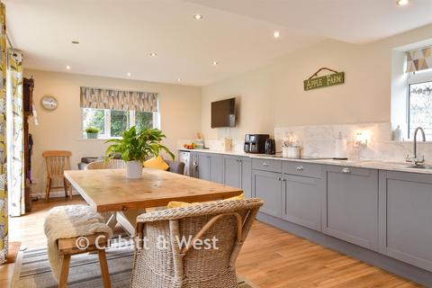 5 bedroom detached house for sale, Crescent Drive South, Woodingdean, Brighton, East Sussex