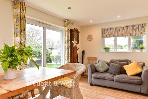 5 bedroom detached house for sale, Crescent Drive South, Woodingdean, Brighton, East Sussex
