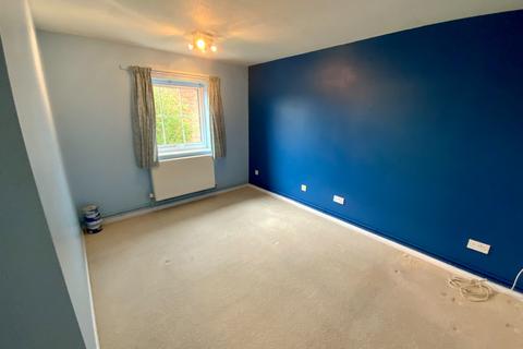 2 Layham Drive, Luton, LU2 9SY