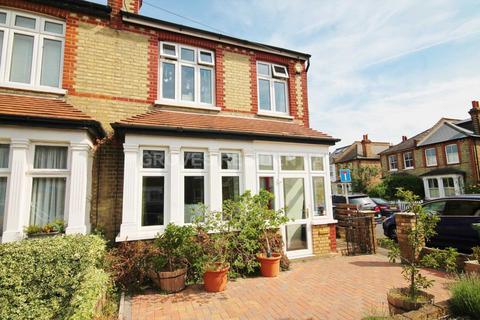 1 Beaconsfield Road, New Malden, KT3 3HY