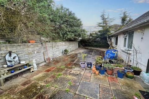 18 Beverley Gardens, Bournemouth, BH10 5EF