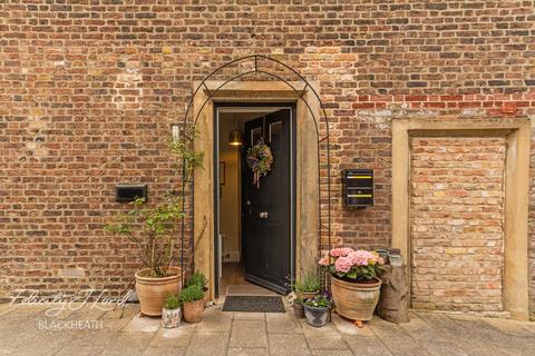 2 bedroom end of terrace house for sale - Ashmore Road, LONDON