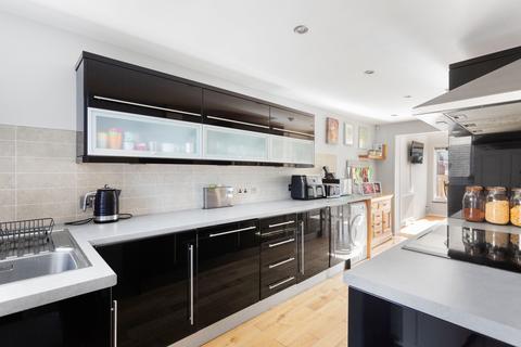 83 Fair A Far, Edinburgh, EH4 6QB