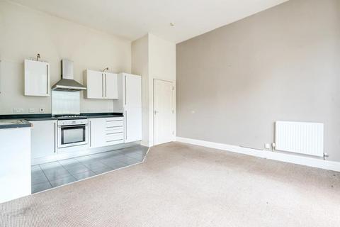 2, Orielton Temple Drive, Llandrindod Wells, LD1 5LU